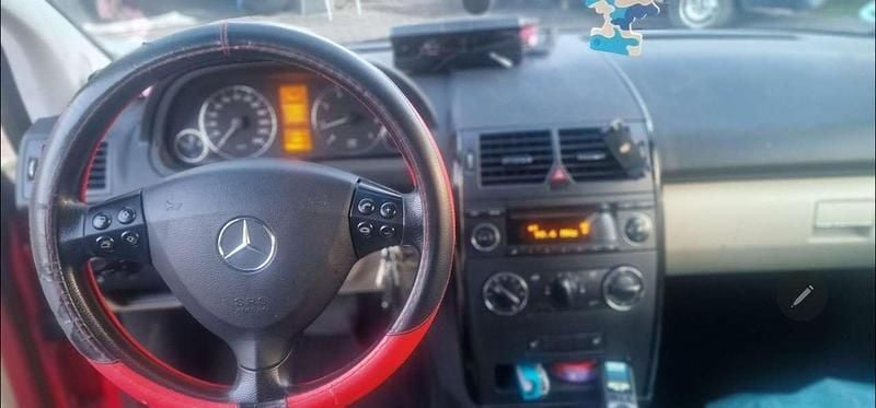 Gebraucht Mercedes A150 95 PS (69 kW) 2005 Rot Kleinwagen