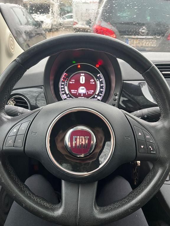 Gebraucht Fiat 500 Lounge 86 PS (63 kW) 2015 Schwarz Kleinwagen