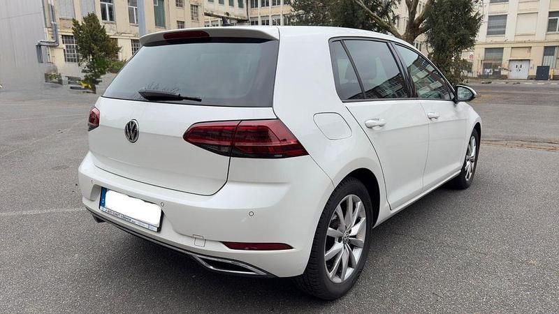 Gebraucht VW Golf VII Highline 150 PS (110 kW) 2017 Weiß Limousine