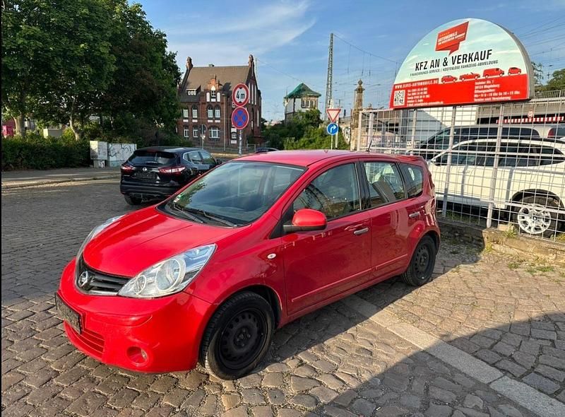 Gebraucht Nissan Note Acenta 88 PS (64 kW) 2011 Rot Kleinwagen