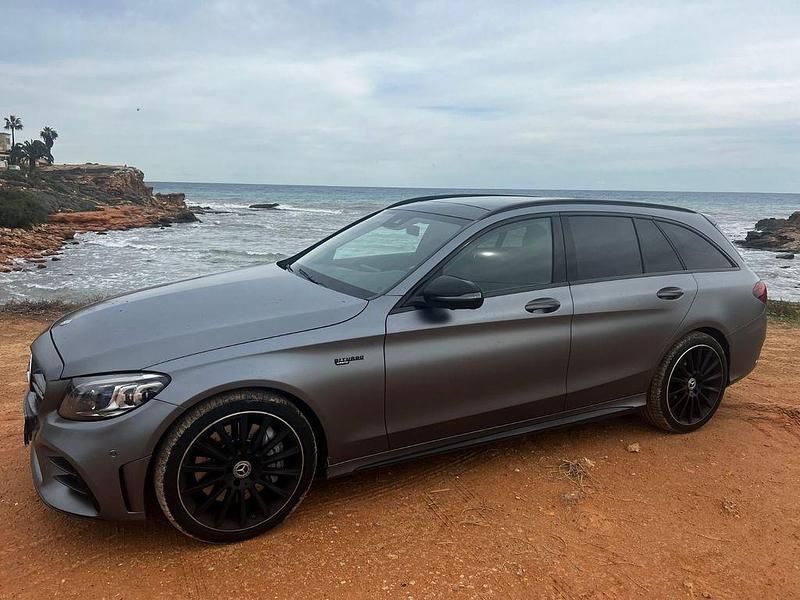 Grau Gebraucht 2019 Mercedes C43 AMG AMG Limousine | 38.999 € (Guter Preis) - Bild 1/4