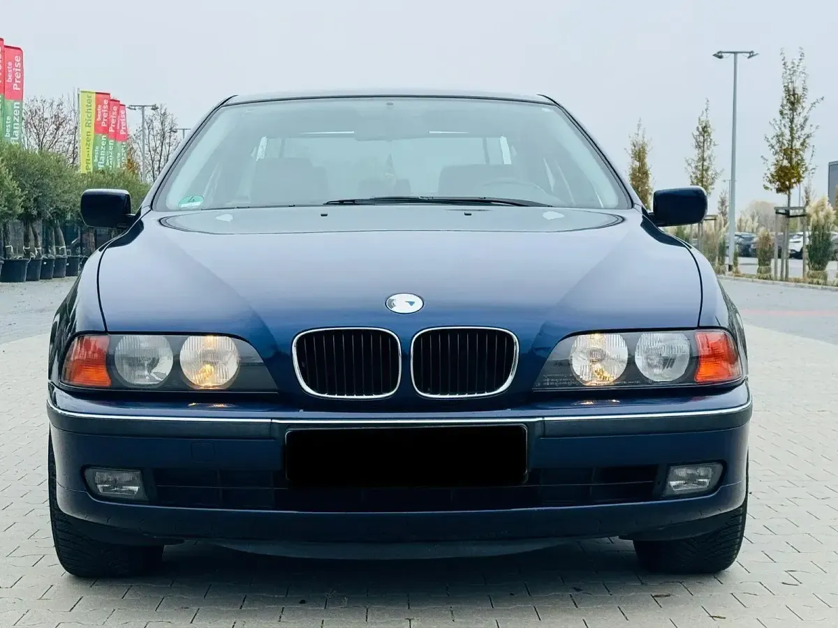 Gebraucht BMW 520 150 PS (110 kW) 1998 Blau Limousine
