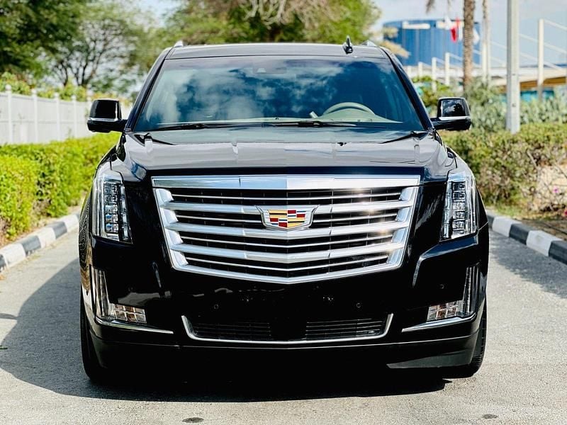 Gebraucht Cadillac Escalade 426 PS (313 kW) 2019 Schwarz SUV