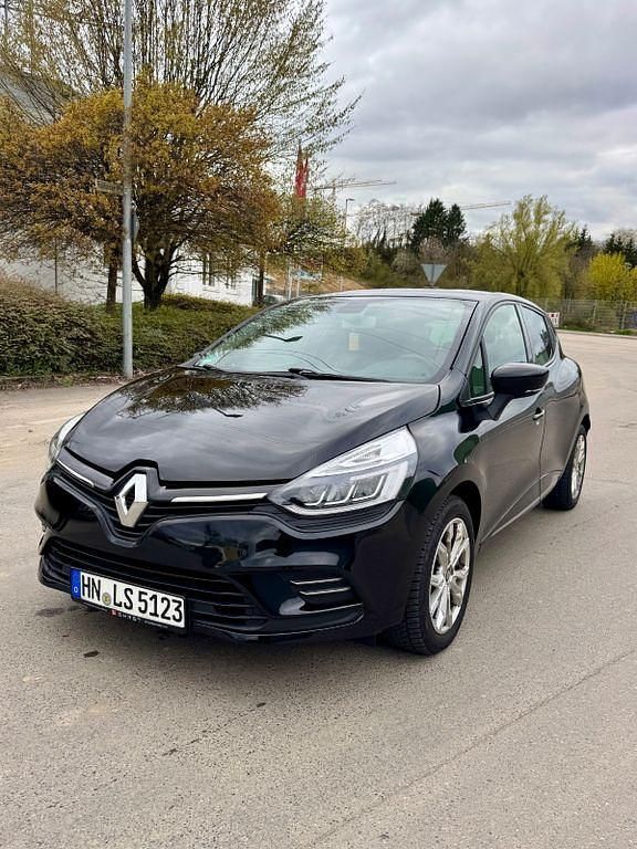 Gebraucht Renault Clio V 90 PS (66 kW) 2020 Schwarz Limousine