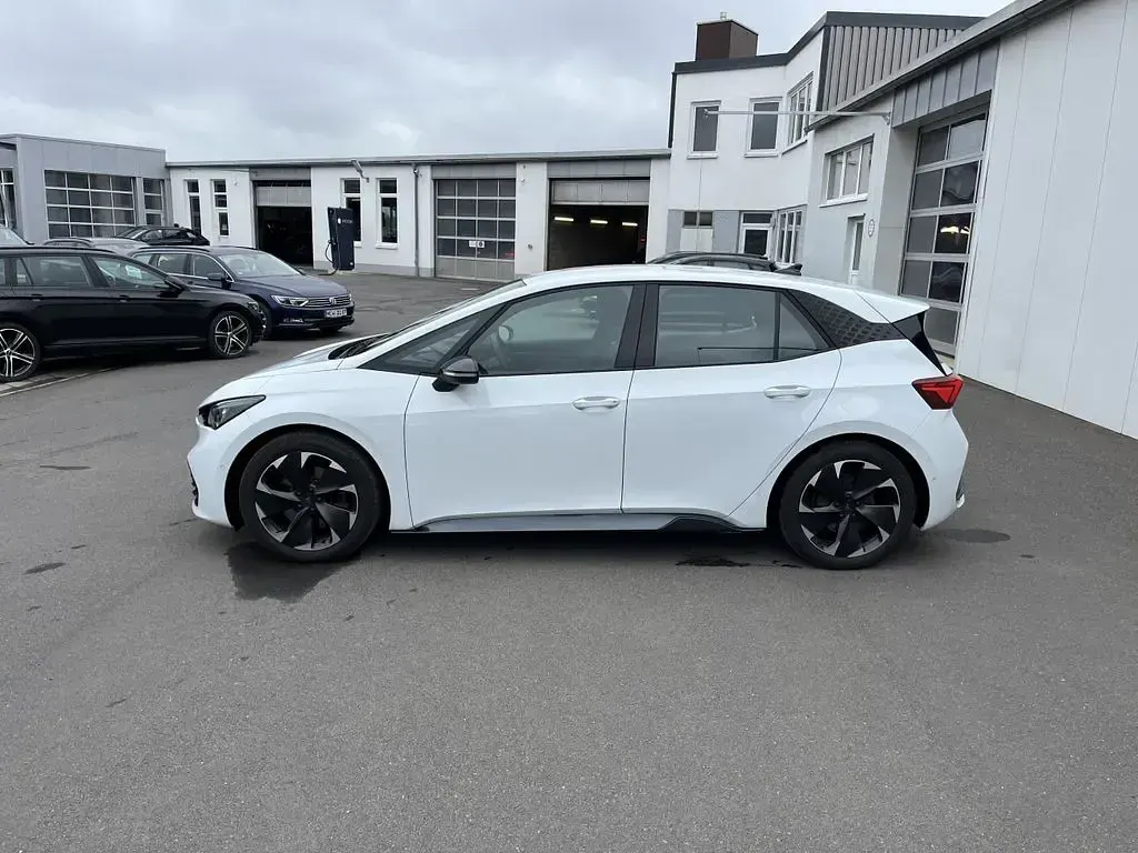Gebraucht Cupra Born 169 kW (231 PS) 2023 Eisweiã Kleinwagen