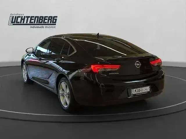 Gebraucht Opel Insignia Innovation 165 PS (121 kW) 2020 Schwarz Limousine