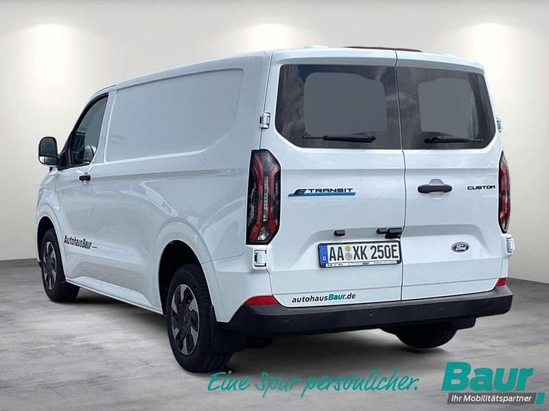 Gebraucht Ford E-Transit Trend 160 kW (218 PS) 2025 Frostweiss Van