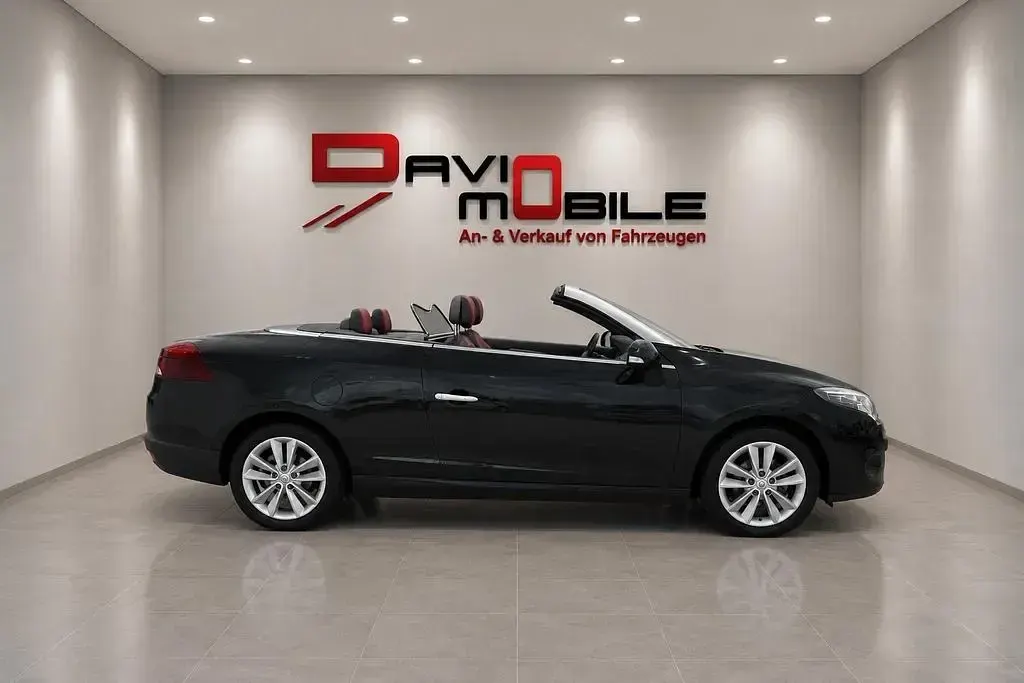 Gebraucht Renault Mégane Cabriolet Dynamique 131 PS (96 kW) 2011 Schwarz Cabrio