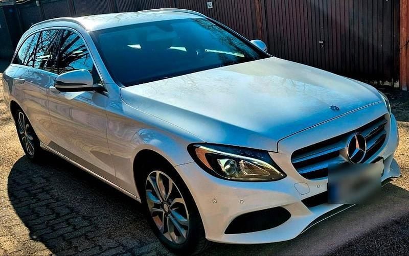Gebraucht Mercedes C160 Avantgarde 129 PS (94 kW) 2016 Weiß Coupé