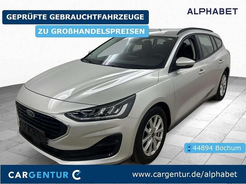 Moondust silber Gebraucht 2022 Ford Focus Cool & Connect Kombi | 13.890 € (Superpreis) - Bild 1/2
