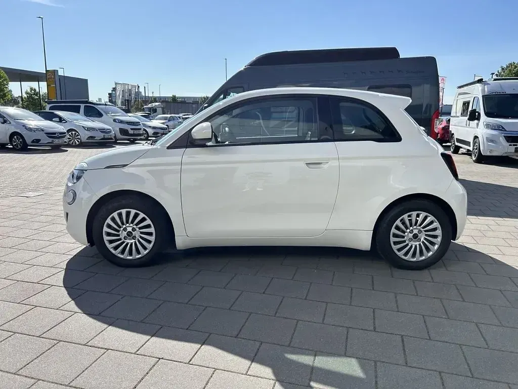 Gebraucht Fiat 500e 86 kW (118 PS) 2023 Weiß Limousine