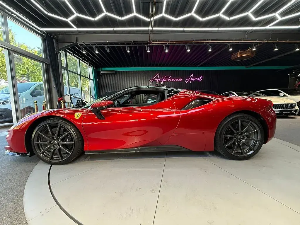 Gebraucht Ferrari SF90 999 PS (734 kW) 2021 Rot