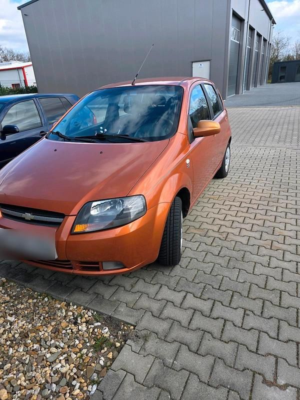 Gebraucht Chevrolet Kalos 76 PS (55 kW) 2007 Orange Limousine