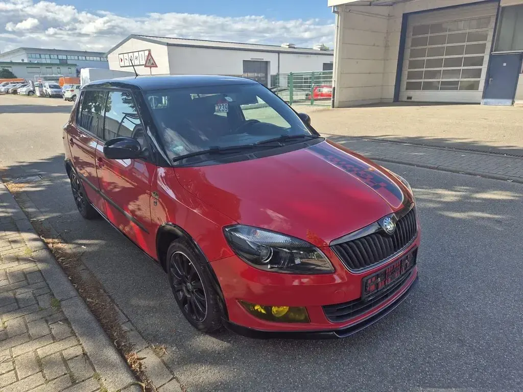 Gebraucht Skoda Fabia Ambition 86 PS (63 kW) 2012 Rot Limousine