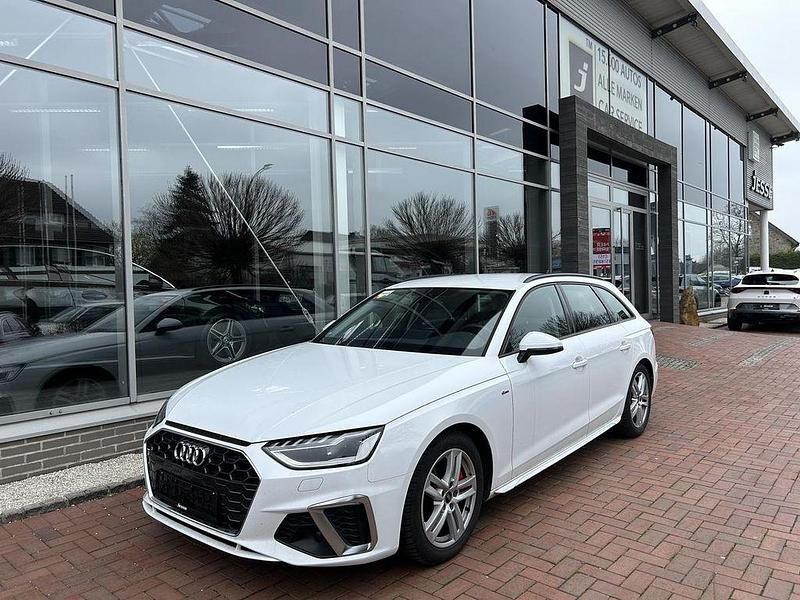 Gebraucht Audi A4 S-Line 204 PS (150 kW) 2023 Arkonaweiß Kombi