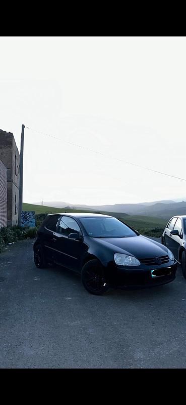 Gebraucht VW Golf V 75 PS (55 kW) 2005 Schwarz Kleinwagen