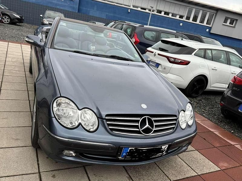 Blau Gebraucht 2006 Mercedes CLK200 Cabrio | 7.900 € (Fairer Preis) - Bild 1/4