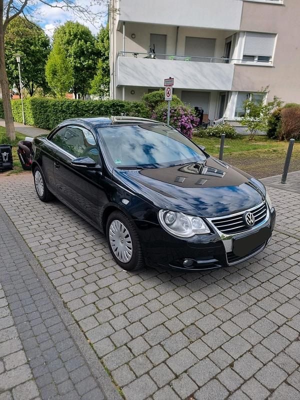 Second-hand VW Eos 140 CP (102 kW) 2008 Negru Cabrio