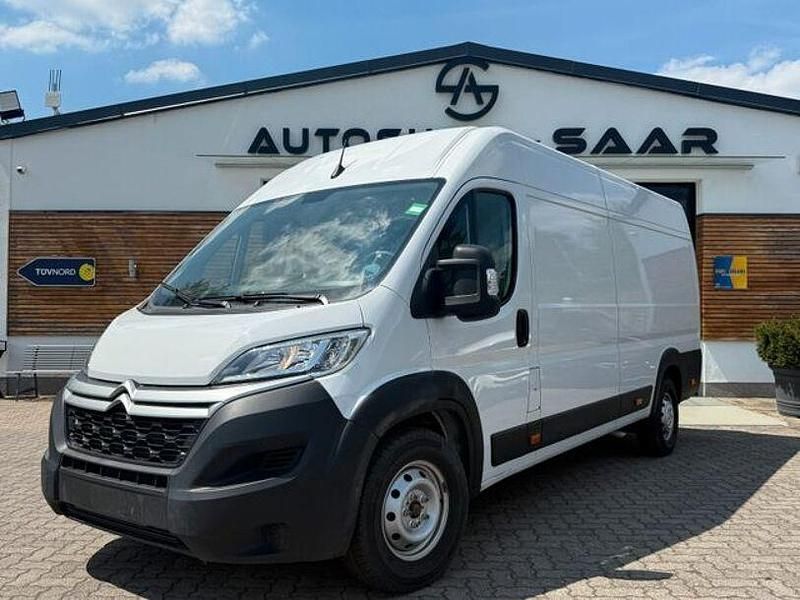 Weiß Gebraucht 2024 Citroën Jumpy Van / Kleinbus | 21.290 € - Bild 1/4