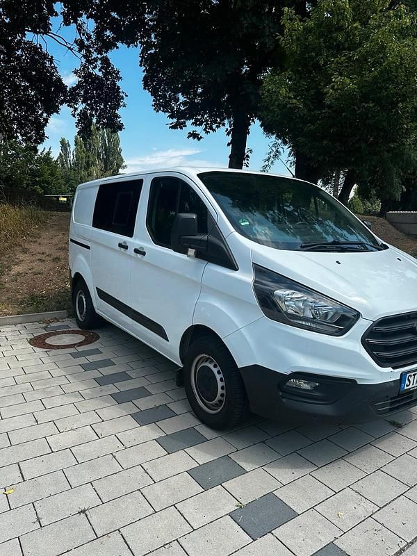 Gebraucht Ford Transit Custom 105 PS (77 kW) 2018 Weiß Van / Kleinbus