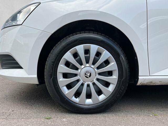 Gebraucht Skoda Fabia Active 60 PS (44 kW) 2020 Weiß Kleinwagen