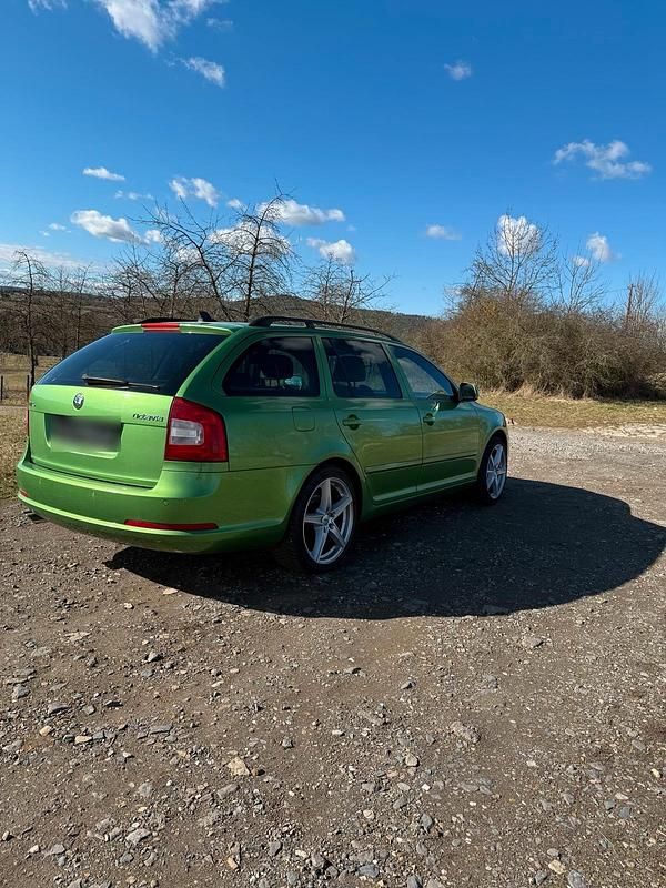 Gebraucht Skoda Octavia RS 170 PS (125 kW) 2012 Grün Kombi