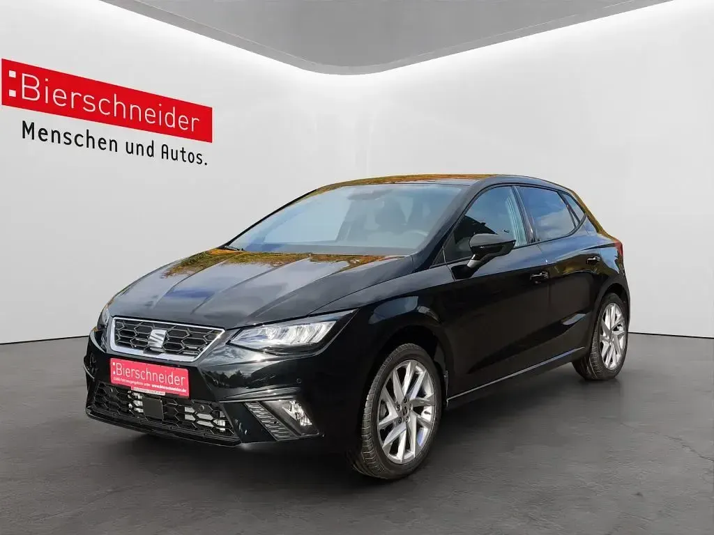 Neu Seat Ibiza FR 116 PS (85 kW) 2025 Grau Limousine