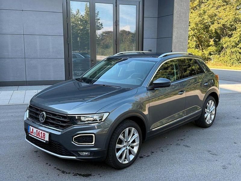 Grau Gebraucht 2018 VW T-Roc Sportline SUV | 17.290 € (Guter Preis) - Bild 1/4