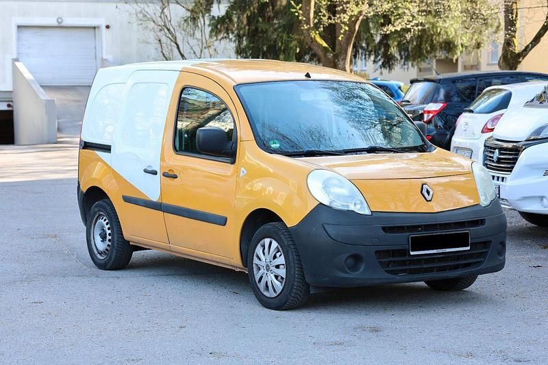 Gebraucht Renault Kangoo 68 PS (50 kW) 2010 Gelb Van / Kleinbus