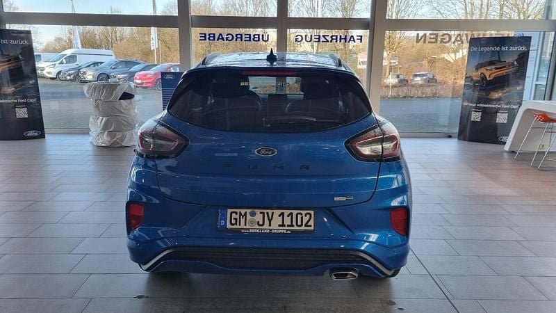 Gebraucht Ford Puma ST-Line X 155 PS (114 kW) 2024 Lackierung metallic "dynamicblau" blau Coupé
