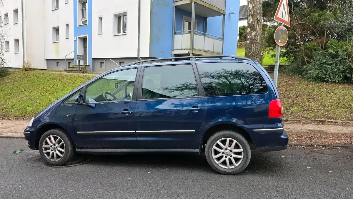 Gebraucht VW Sharan 204 PS (150 kW) 2004 Blau Van / Kleinbus
