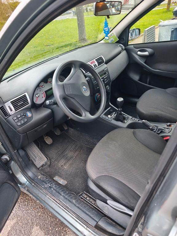 Second-hand Fiat Stilo 95 CP (69 kW) 2006 Gri Berlinǎ