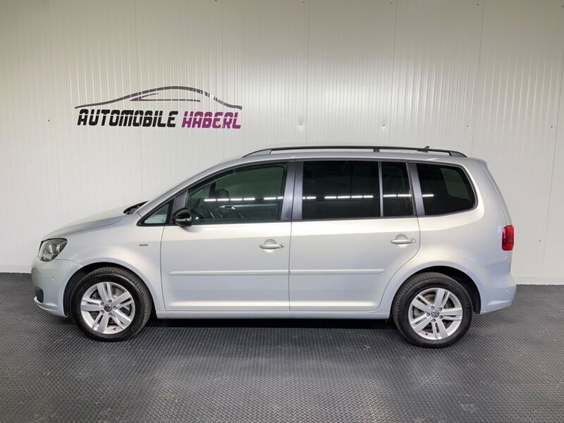 Gebraucht VW Touran Match 140 PS (102 kW) 2012 Silber Van / Kleinbus