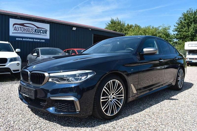 Gebraucht BMW 550 462 PS (339 kW) 2017 Carbonschwarz Limousine