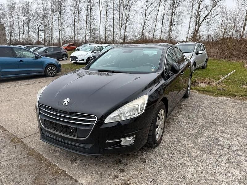 Gebraucht Peugeot 508 Active 156 PS (114 kW) 2011 Schwarz Limousine