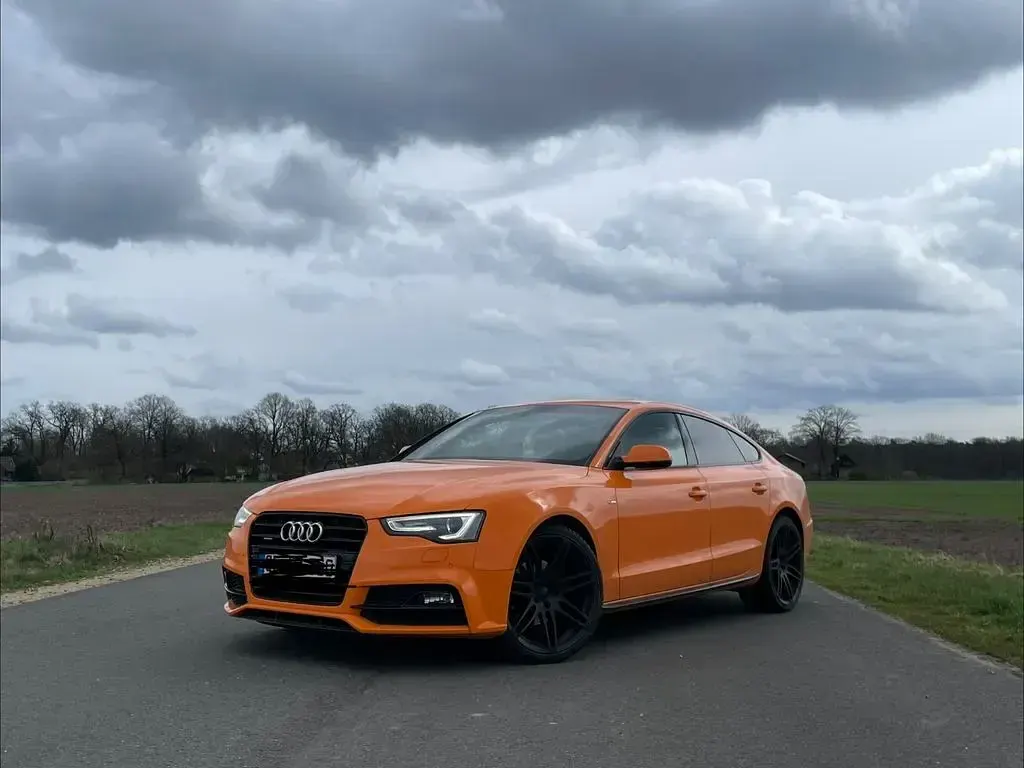 Gebraucht Audi A5 Sportback Comfort 190 PS (139 kW) 2017 Orange Kleinwagen