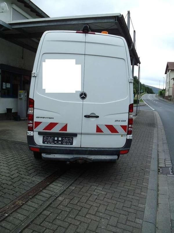 Gebraucht Mercedes Sprinter 143 PS (105 kW) 2018 Arktikweiss Van