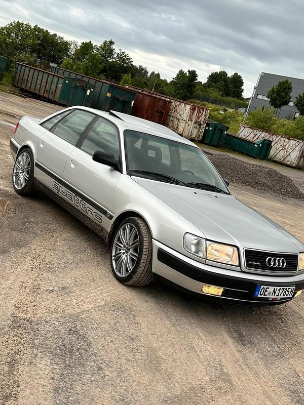 Silber Gebraucht 1991 Audi Quattro Coupé | 9.500 € - Bild 1/4