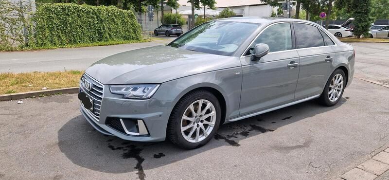 Grau Gebraucht 2019 Audi A4 S-Line Limousine | 20.500 € (Superpreis) - Bild 1/4