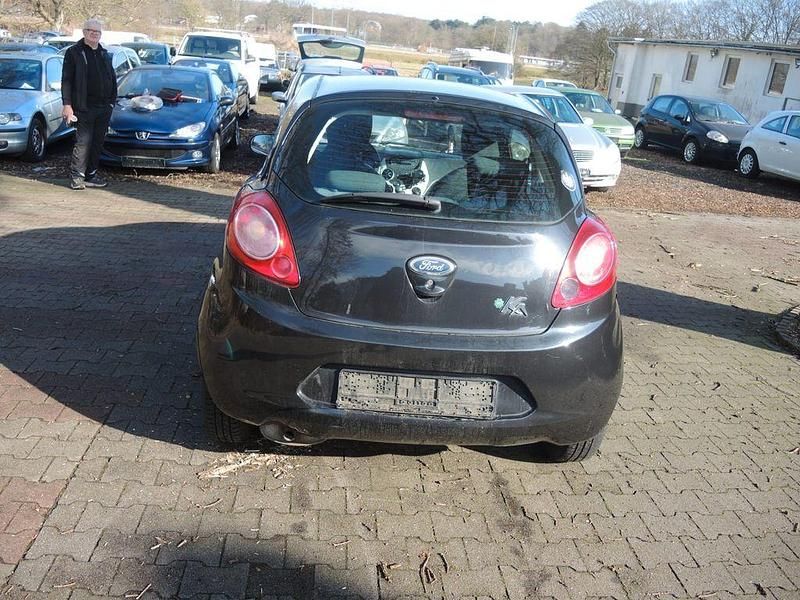 Gebraucht Ford Ka 69 PS (50 kW) 2009 Schwarz Kleinwagen