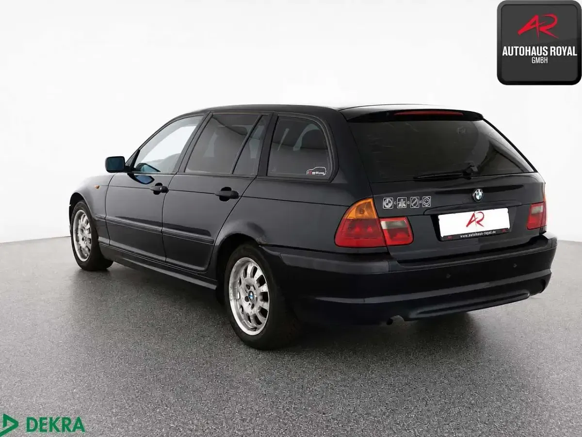 Gebraucht BMW 320 M Sport 150 PS (110 kW) 2005 Black sapphire Kombi
