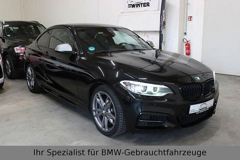 Schwarz Gebraucht 2014 BMW M235 M Performance Coupé | 27.499 € (Fairer Preis) - Bild 1/4