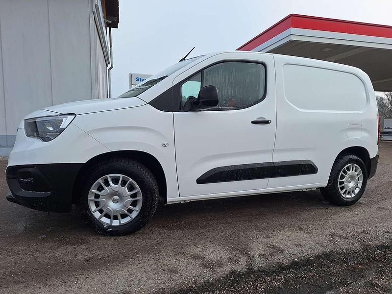 Gebraucht Opel Combo-e Life Selection 100 kW (136 PS) 2021 Weiß Van