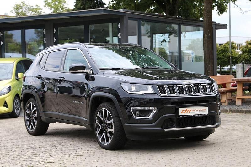 Gebraucht Jeep Compass Limited 150 PS (110 kW) 2021 Schwarz SUV