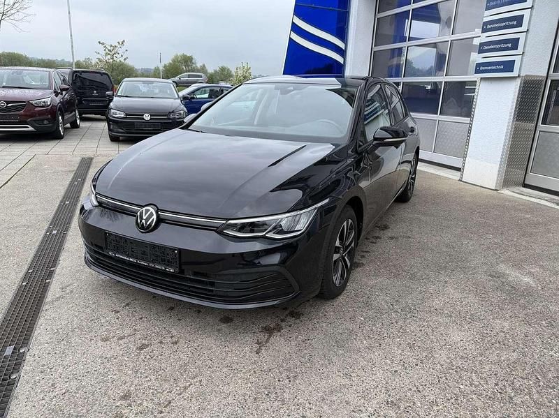 Deep black perleffekt Gebraucht 2021 VW Golf VIII United Kleinwagen | 19.499 € (Fairer Preis) - Bild 1/4