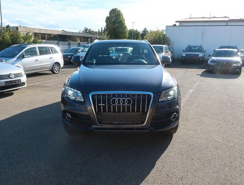 Grau Gebraucht 2010 Audi Q5 S-Line SUV | 7.750 € (Superpreis) - Bild 1/4