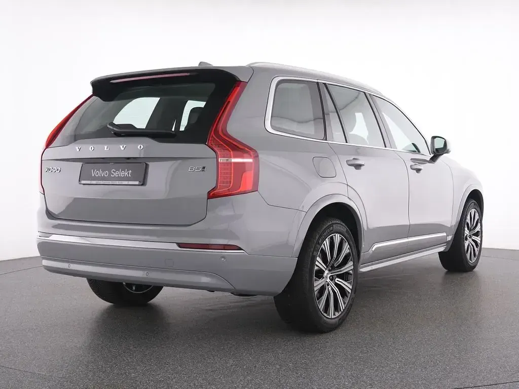 Gebraucht Volvo XC90 Plus 235 PS (172 kW) 2024 Vapour grey / metallic SUV