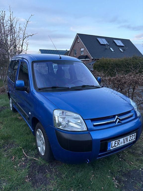 Gebraucht Citroën Berlingo 75 PS (55 kW) 2004 Blau Van / Kleinbus