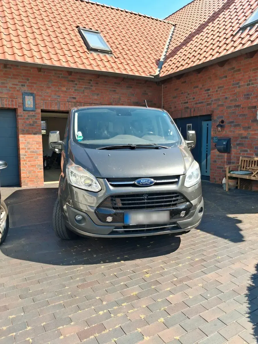 Gebraucht Ford Transit Tourneo 170 PS (125 kW) 2017 Grau Van / Kleinbus