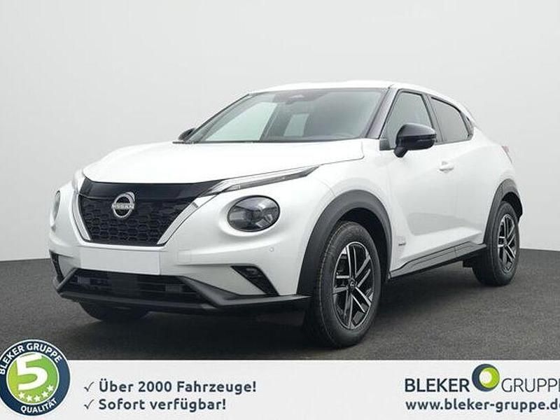 Pearl white / black Gebraucht 2025 Nissan Juke N-Connecta SUV | 26.590 € (Fairer Preis) - Bild 1/4
